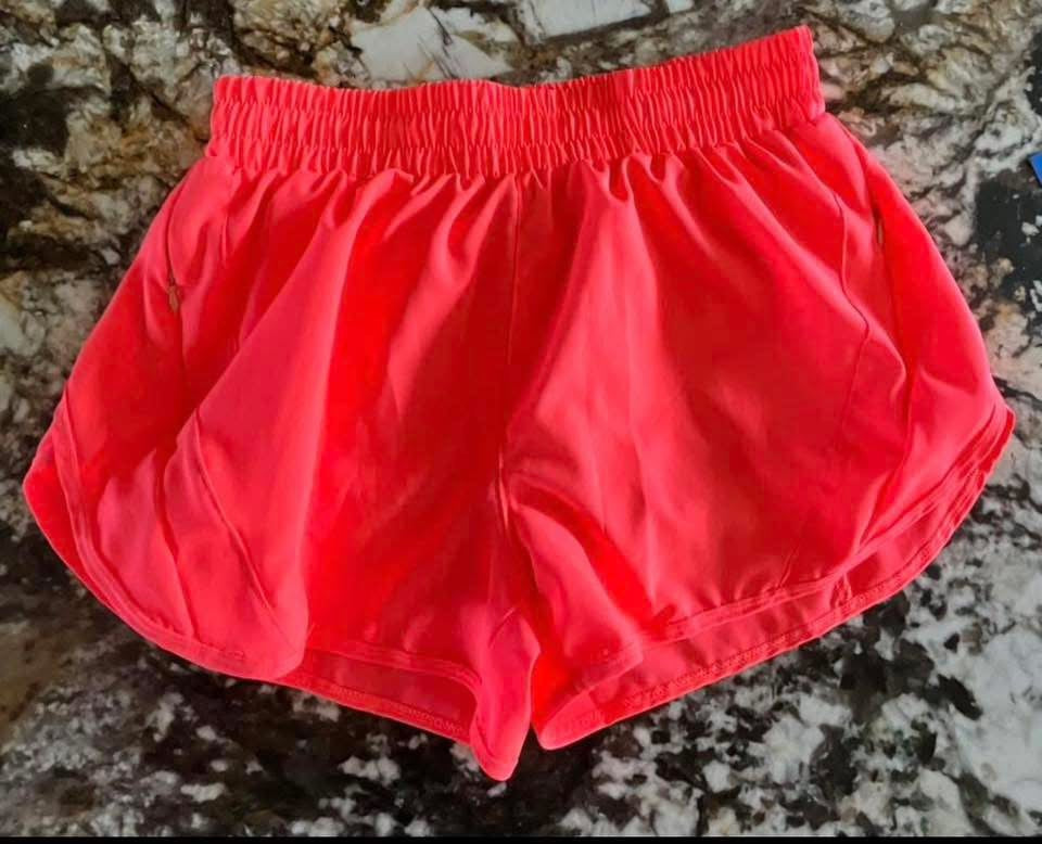 Lulu Dupe Orange Shorts with pockets