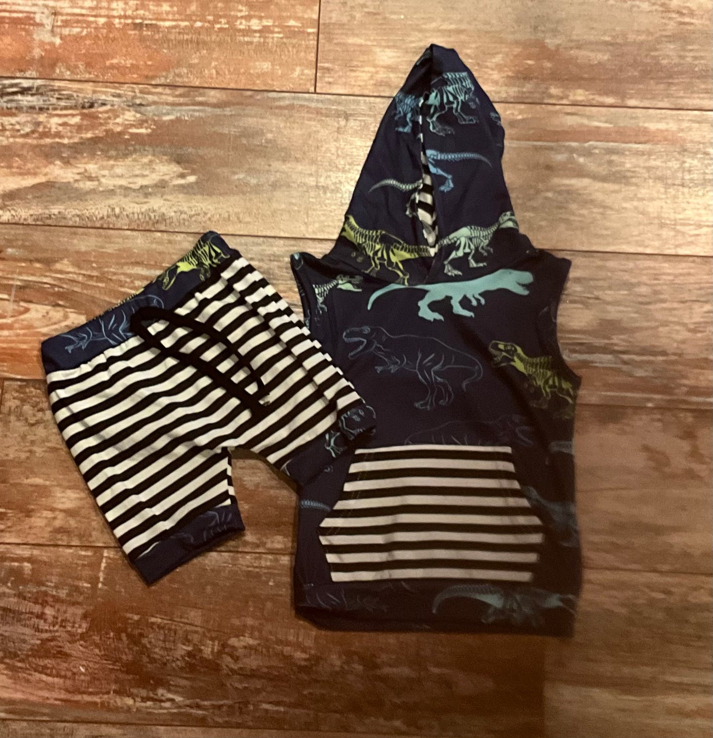 Dino hoodie Short Set