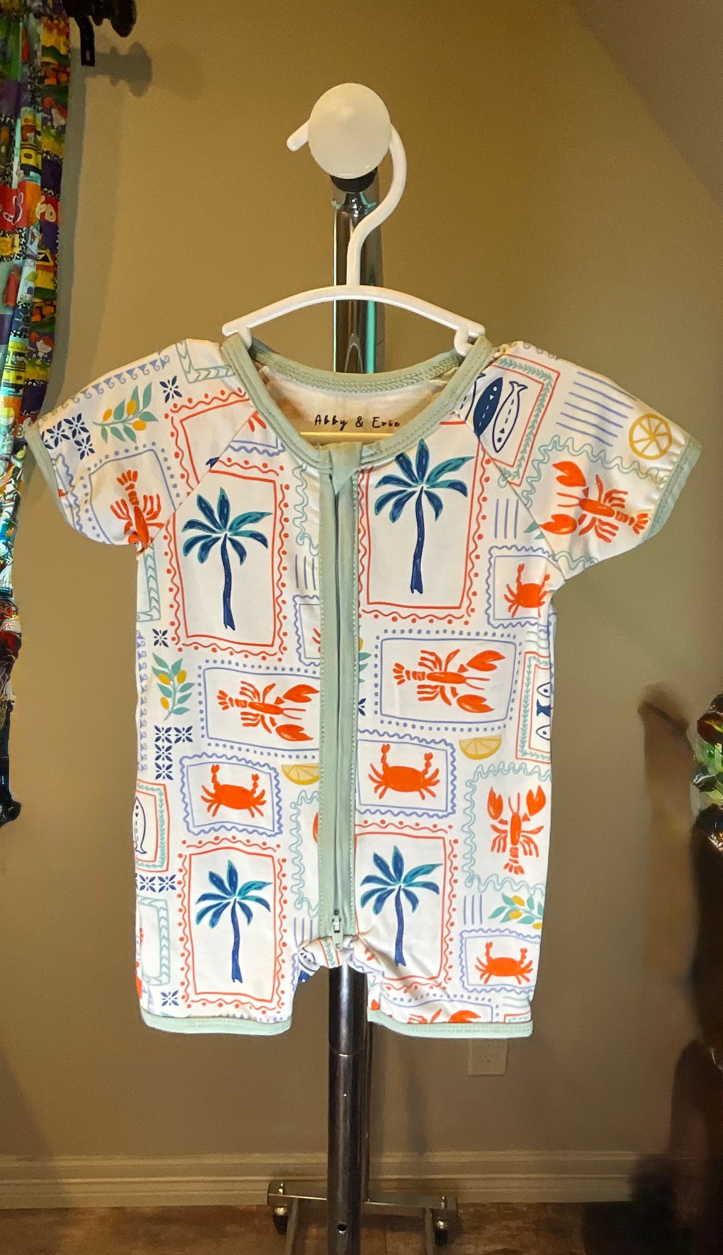 Bamboo Beach Zippy