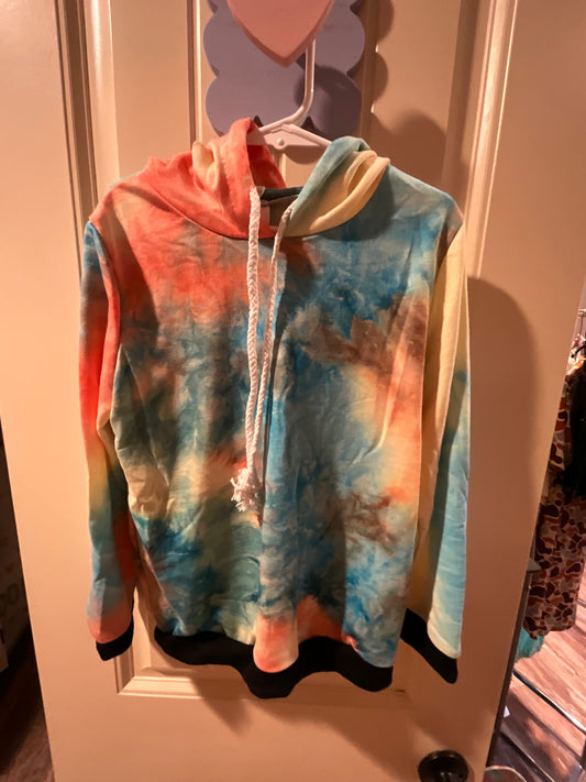 Light Pullover Tie Dye
